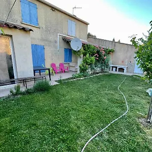 Avignon- Montfavet En Périphérique Du Centre D'avignon Wifi Avec Grand Parking , Aviñón Francia