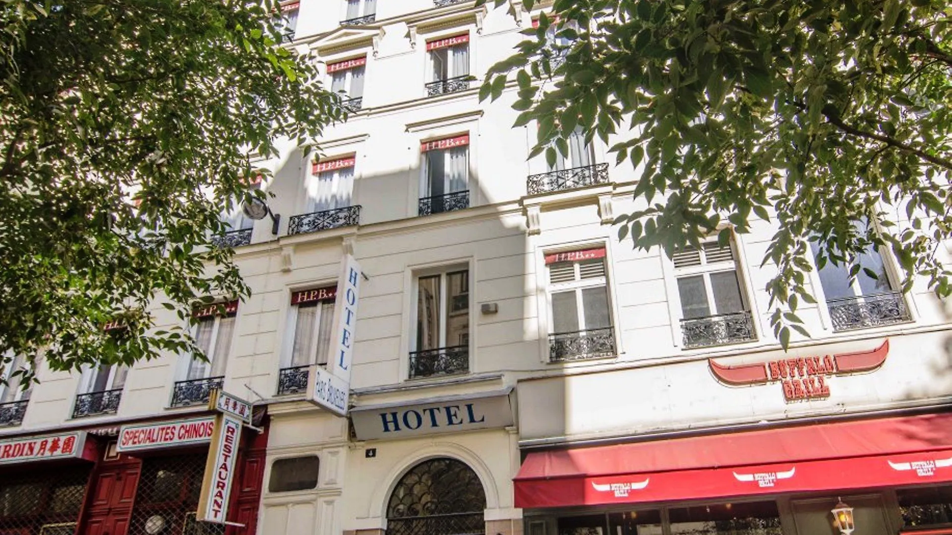 **  Hotel Paris Bruxelles France